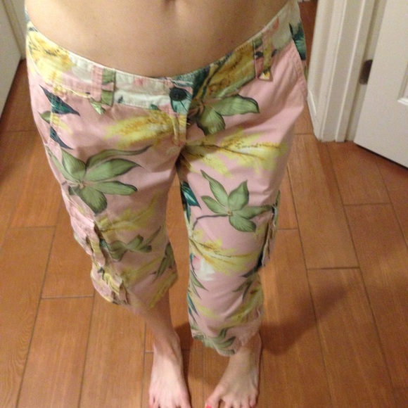 Lucky Brand Hawaiian Capris size 4 - Picture 2 of 4